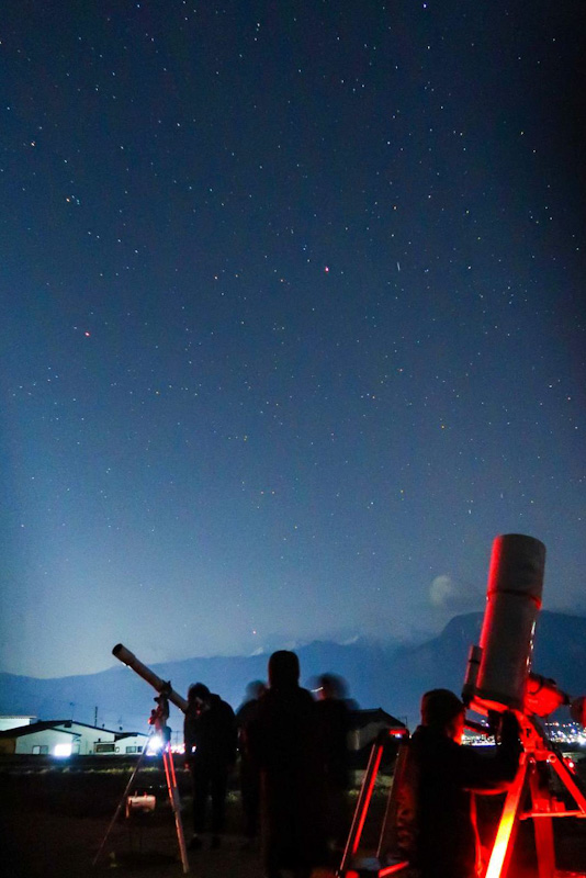 星空ウォッチングの様子